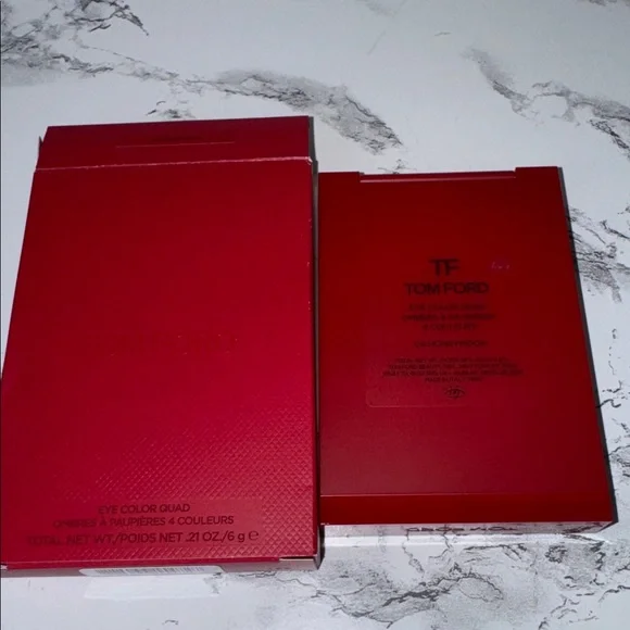NWT Tom Ford eyeshadows palette: 04 Honeymoon Never used Still in box